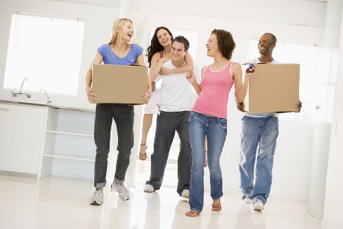 Moving truck service for homes and flats in Watford